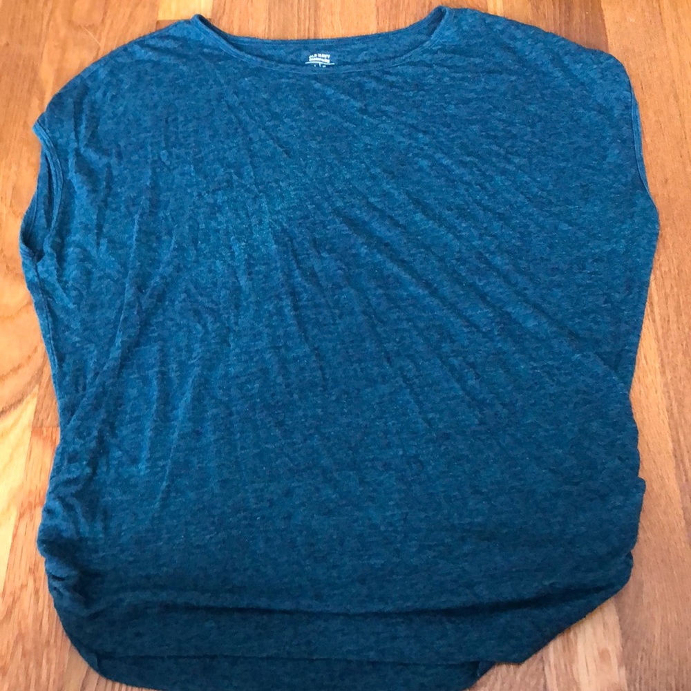 Women’s maternity shirt
